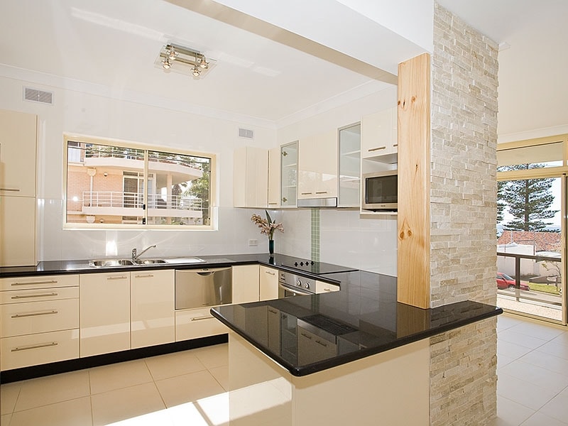 Solid Surface Benchtop Kitchen